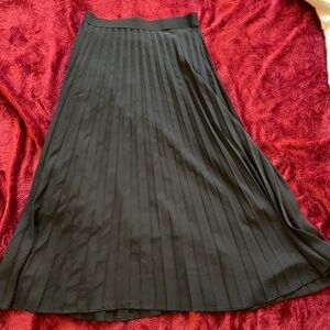 Black Pleated Skirt